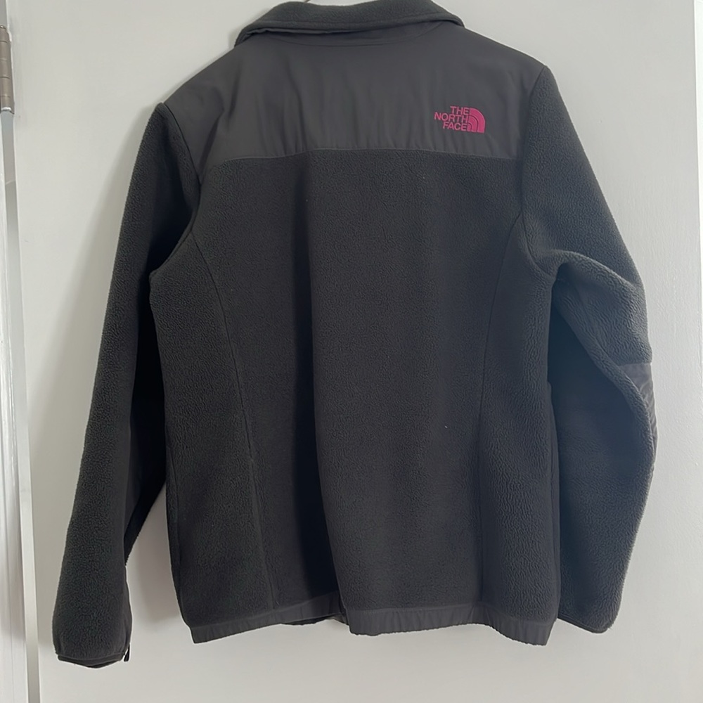 North face jacket - Picture 6 of 6